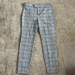 Black/white Herring bone dress trousers